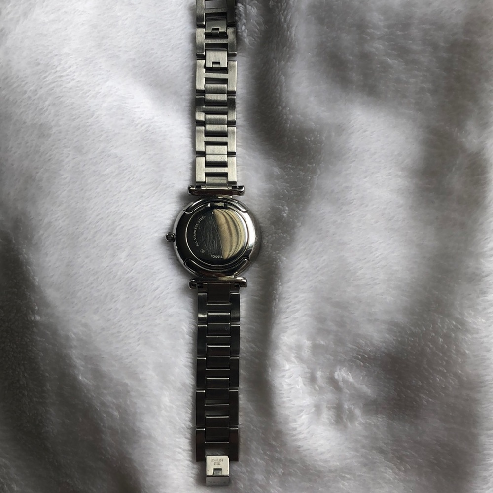 WOMANS FOSSIL WATCH - Picture 2 of 5